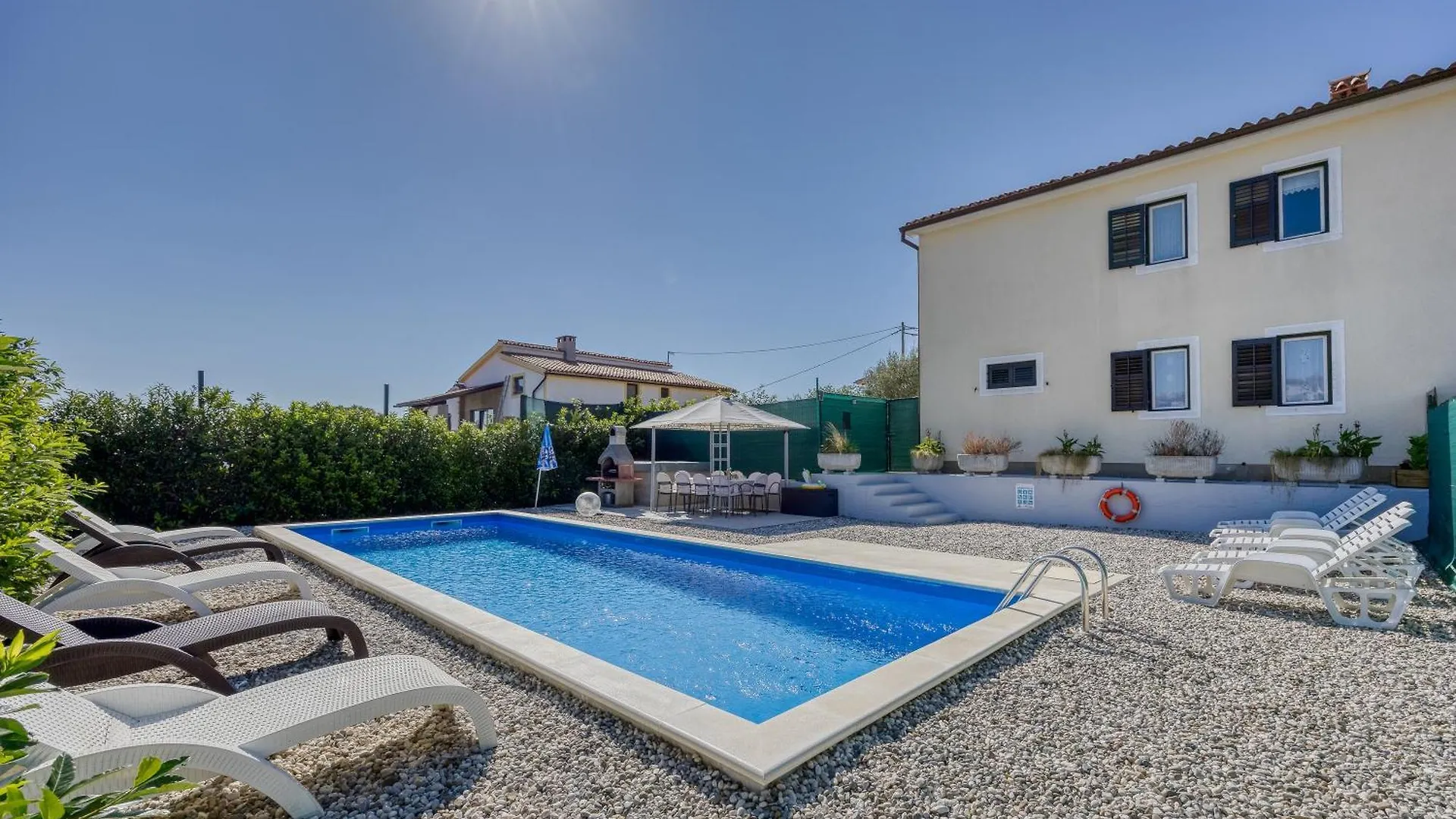 Pool House Lilly - Happy Rentals Visnjan